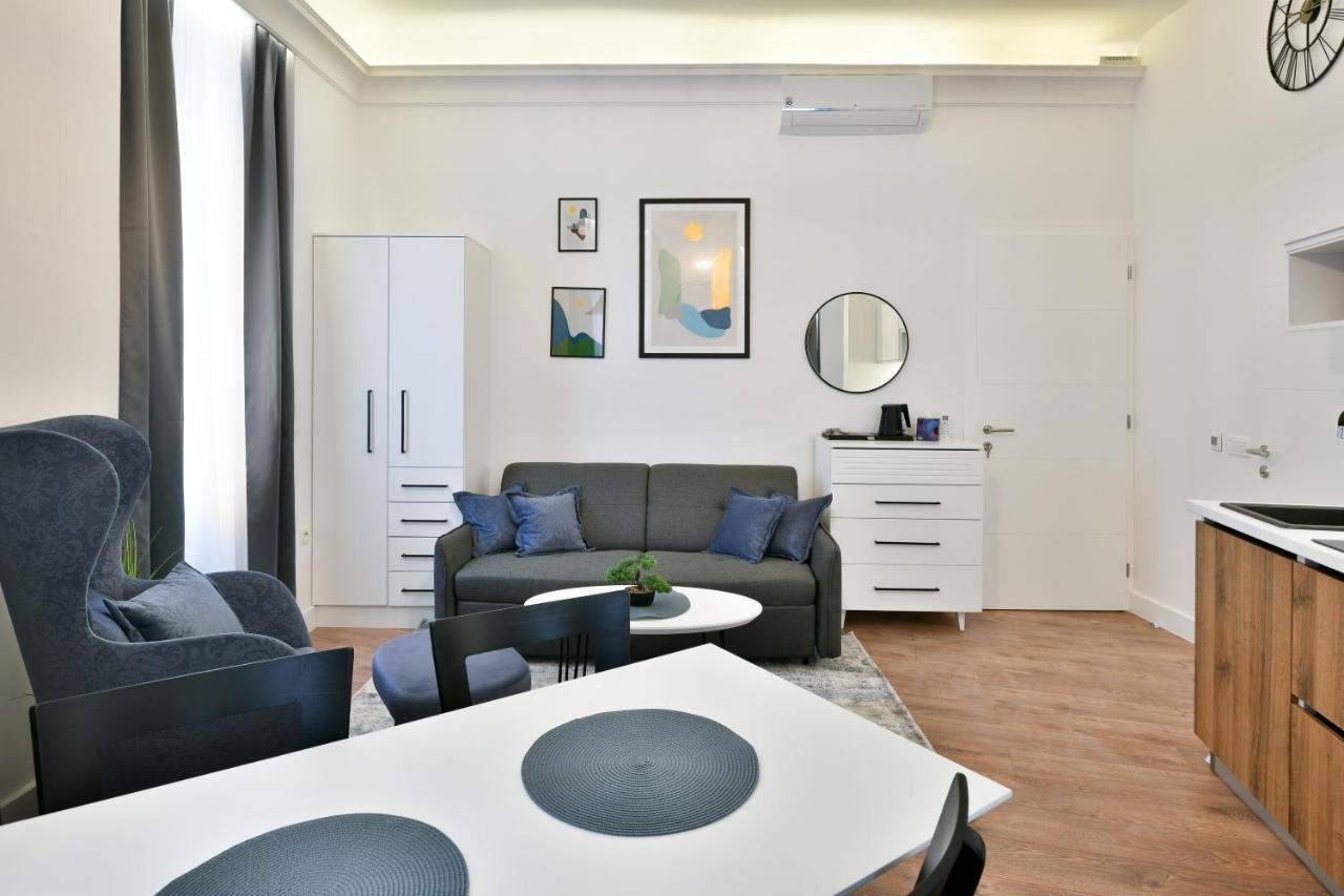 Luxury Galla Apartments In The City Center Сараево Экстерьер фото