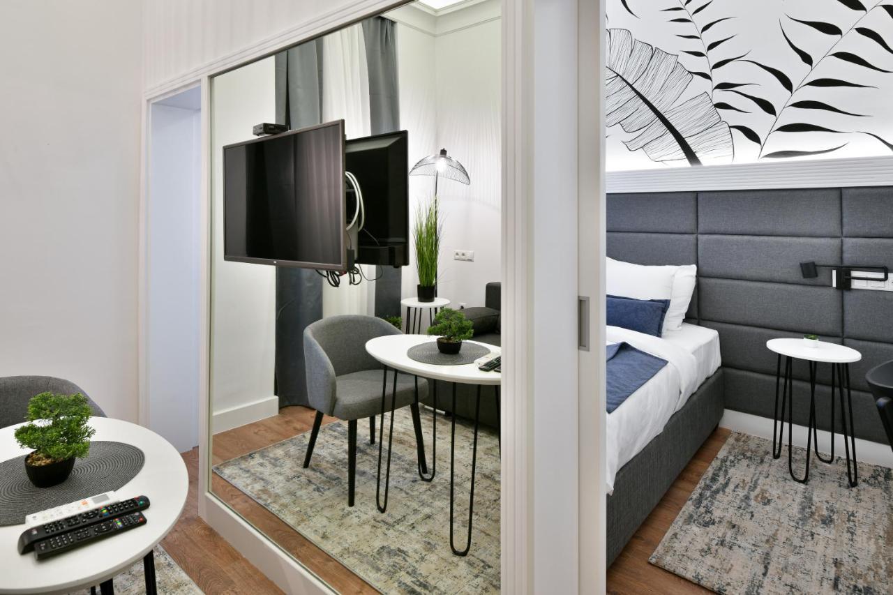 Luxury Galla Apartments In The City Center Сараево Экстерьер фото