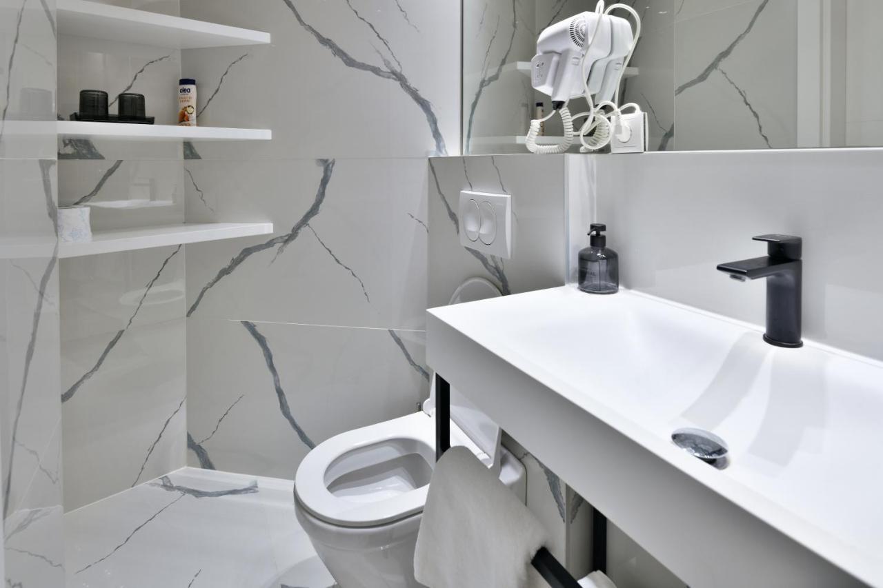 Luxury Galla Apartments In The City Center Сараево Экстерьер фото